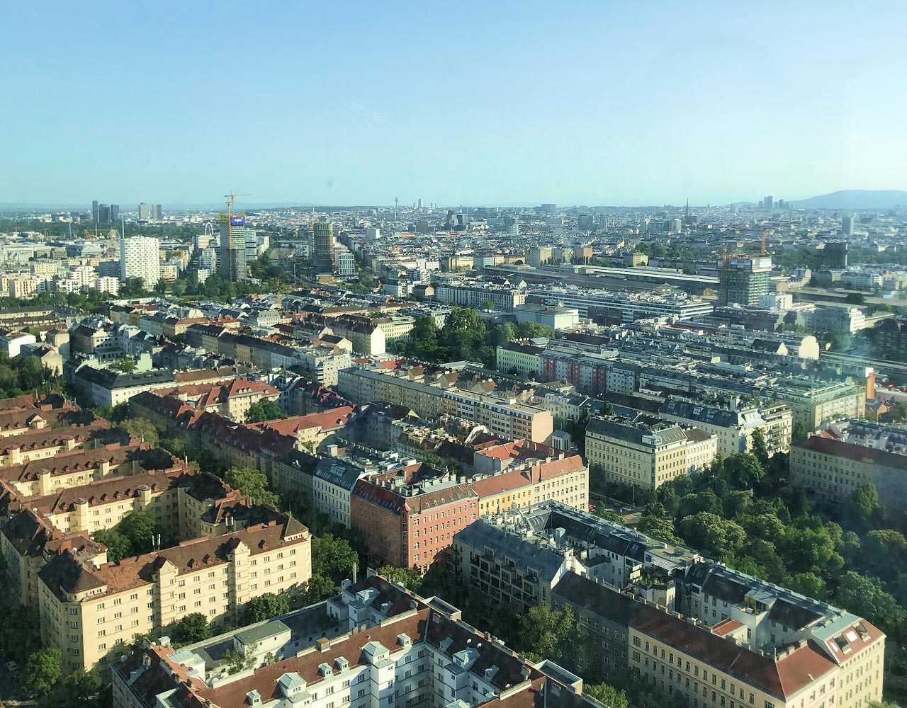 Emanuel-Jochum-Case-Study-EBCONT-Training-Atmosphere-Vienna-1 Emanuel-Jochum-Case-Study-EBCONT-Training-Atmosphere-Vienna-1